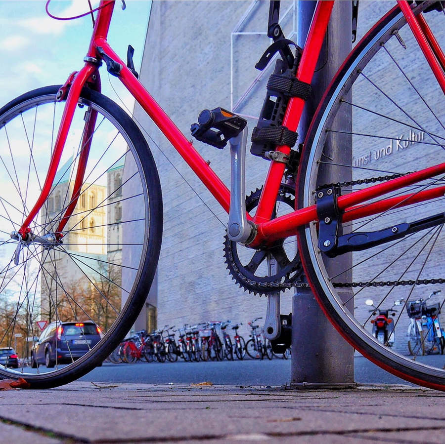 Rotes Fahrrad