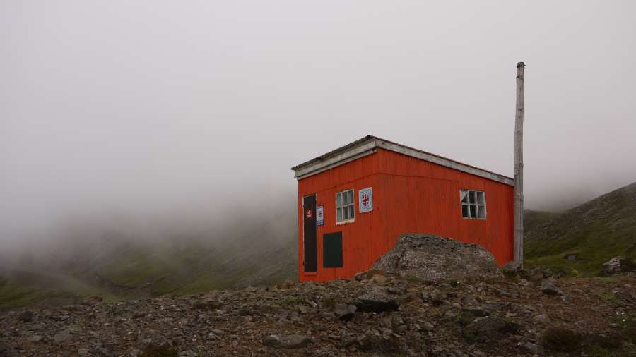 Rettungshütte im Hochland